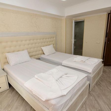 Our House Kutaisi Hotel Exterior photo